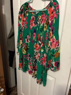 Avenue Green Floral Pleated Women's Blouse, 26/28